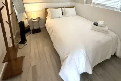 Bedroom #2 - Queen bed