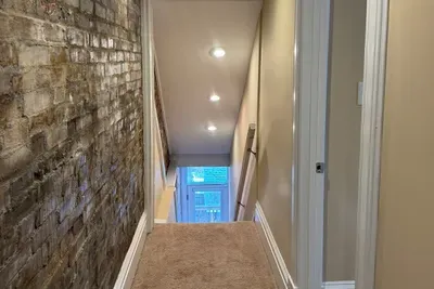 Entrance to primary suite