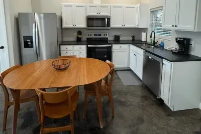 Kapilana - Cactus Unit A- Lakefront w/ Boat rental - image 9 of 23
