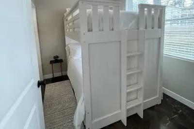 Bunk beds with full beds