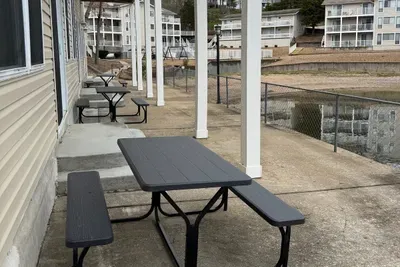 Kapilana- Deer Unit B - Lakefront! - w/Boat rental - image 18 of 21