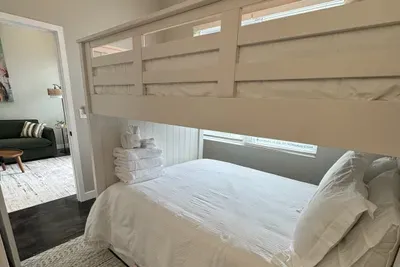 full bunk beds
