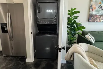 Kapilana- Deer Unit B - Lakefront! - w/Boat rental - image 11 of 12