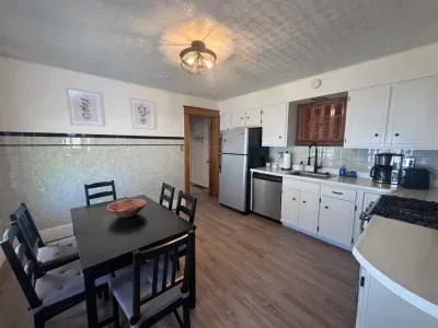 Casa Italiana: Cozy home in the heart of The Hill - image 8 of 19