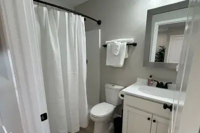 Kapilana Beach Unit I - Lakefront! w/Boat rental - image 10 of 15