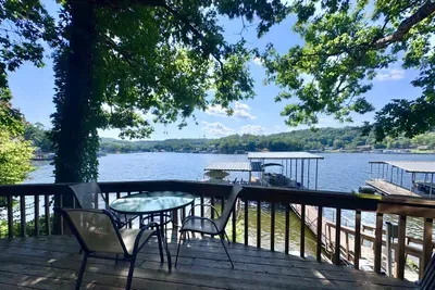 Sunset lake retreat: kayaks & NEW: boat rental! - image 37 of 37