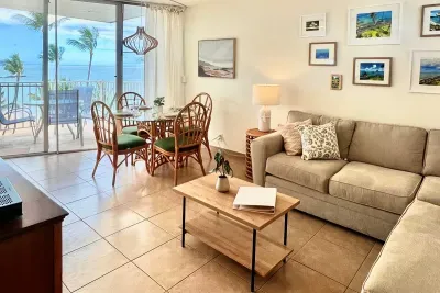 Maui Sunset Oasis - Top Unit w/AC - image 10 of 40