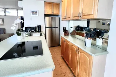 Maui Sunset Oasis - Top Unit w/AC - image 14 of 40