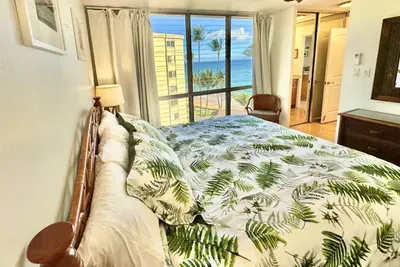 Maui Sunset Oasis - Top Unit w/AC - image 18 of 40