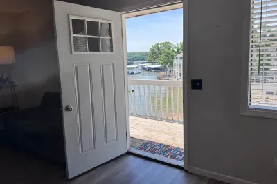 Entry way