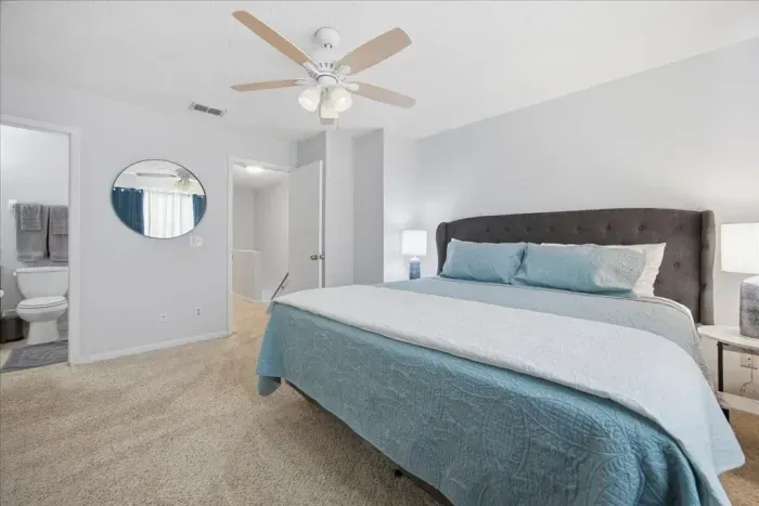 Master Bedroom King/Ensuite Bath