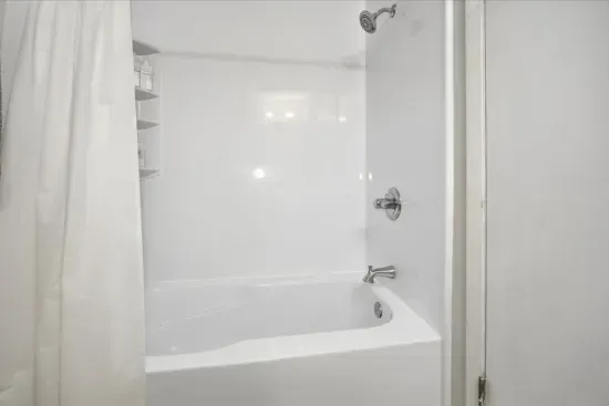 Tub/shower combo