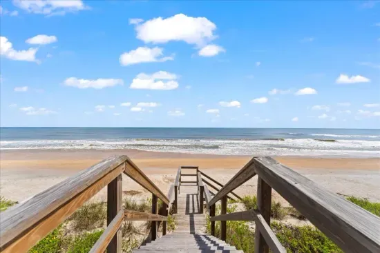 Amazing oceanfront views.