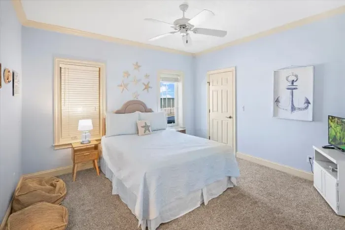 Full Size Bedroom, 1st level