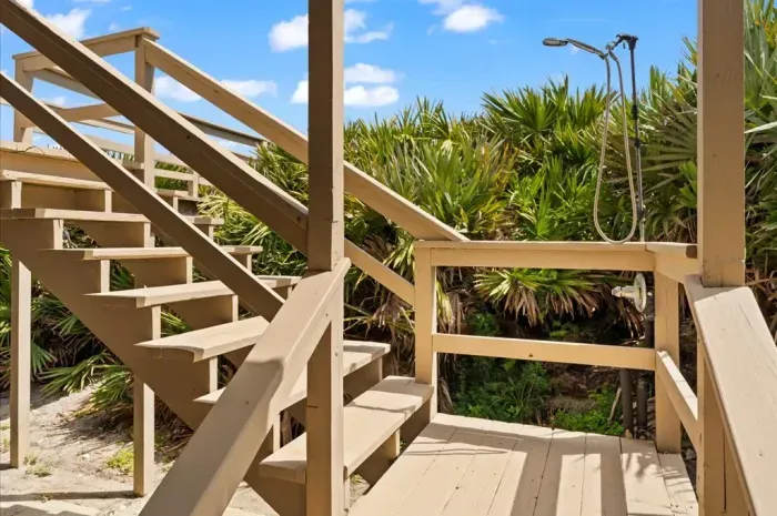 private outdoor shower