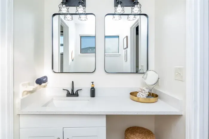 Guest Bathroom - Jack n Jill