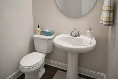 Henry House - image 21 of 27