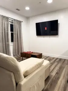 The Traveler’s Nook - image 10 of 16