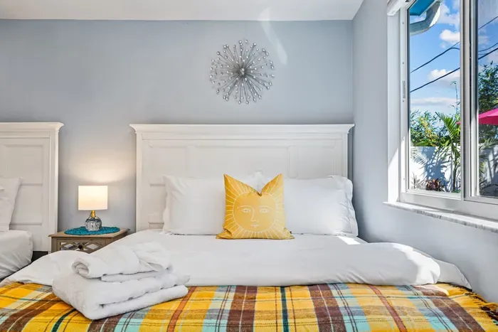 High-quality linens, sheets, and enough pillows to start a small pillow war.