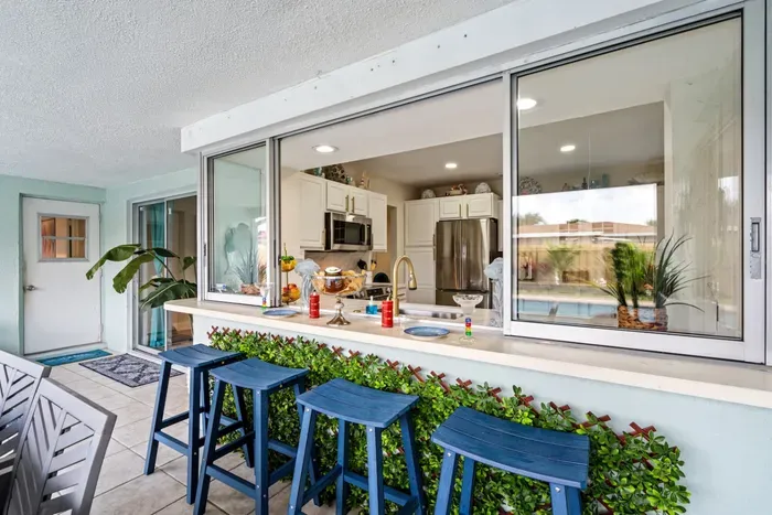 Tropic Htd Pool Home Lanai, Billiards, Ping Pong - image 47 of 48