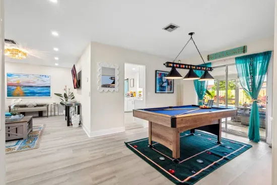 Tropic Htd Pool Home Lanai, Billiards, Ping Pong