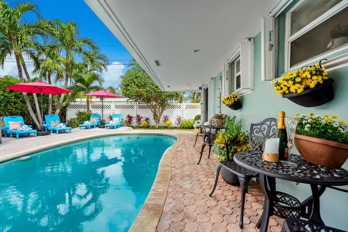 There are so many cute seating areas and places to unwind.