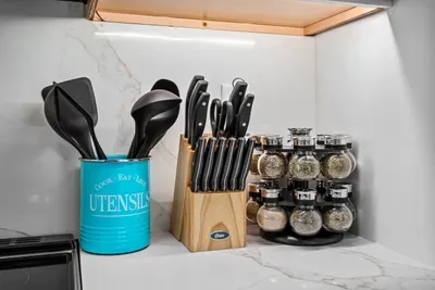 The knives are sharp and ready to go!