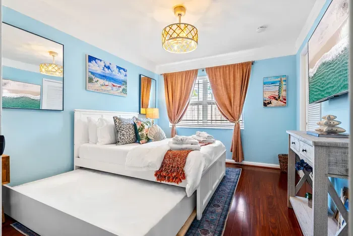 Need more sleeping space?  The twin trundle bed can be easily set up.