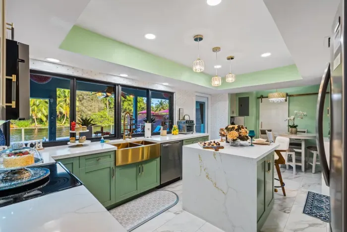 Vacation cooking made simple with a practical layout that supports everything from quick bites to full family meals.