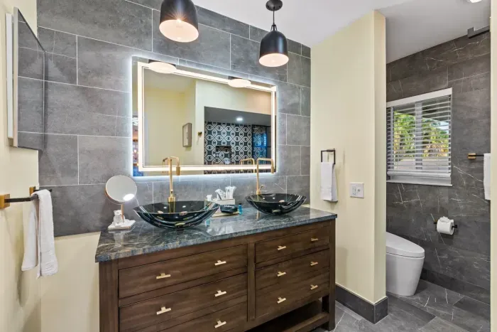 Convenient half bath next to the living area means less waiting and more time enjoying the pool, waterfront deck, and Fort Lauderdale attractions.