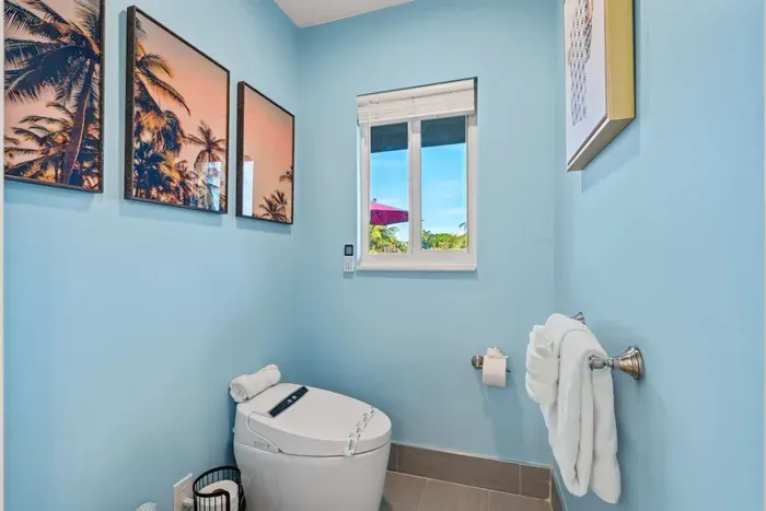 Fresh towels and a clean, bright setup make it easy to settle in and feel at home from the first day of your stay.