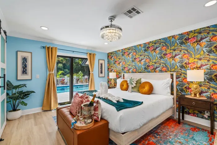 Wake up in the primary suite feeling refreshed and step into your ensuite bathroom before starting another sunny South Florida day.