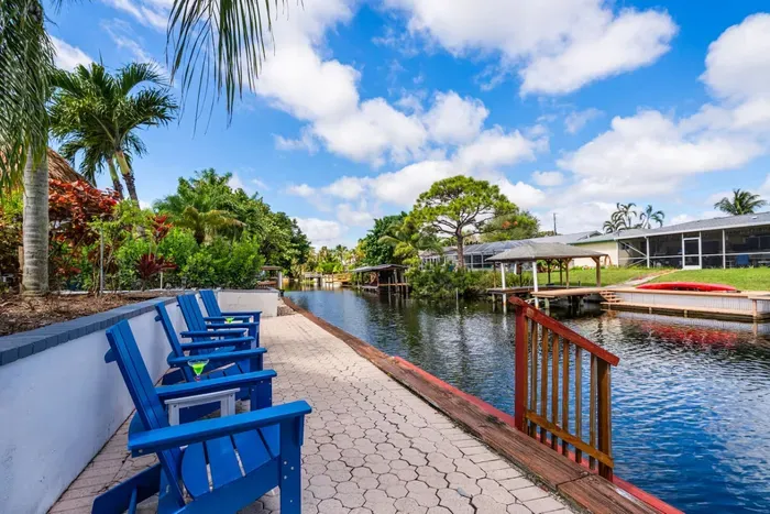 Cocktails by the canal is one of our favorite activities.