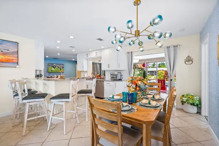 The dining table for six is the perfect place to gather for homemade dinners, takeout from local restaurants, or late-night card games with the whole group.