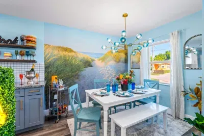 There are plenty of fantastic restaurants in the vicinity, but this stylish dining area will certainly host a few homemade feasts.
