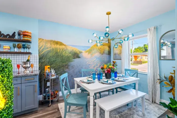 There are plenty of fantastic restaurants in the vicinity, but this stylish dining area will certainly host a few homemade feasts.