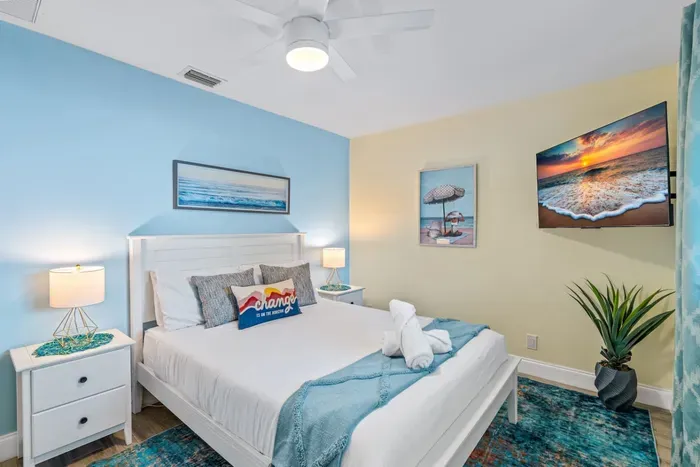 Canal, Htd Pool, Putt-Putt, Pergola, Air Hockey - image 45 of 50