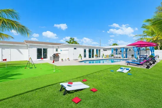 Canal, Htd Pool, Putt-Putt, Pergola, Air Hockey