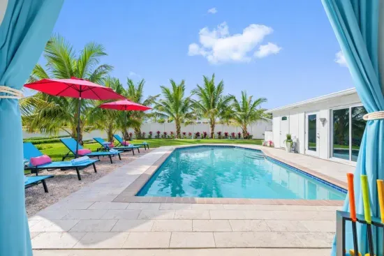 Canal, Htd Pool, Putt-Putt, Pergola, Air Hockey