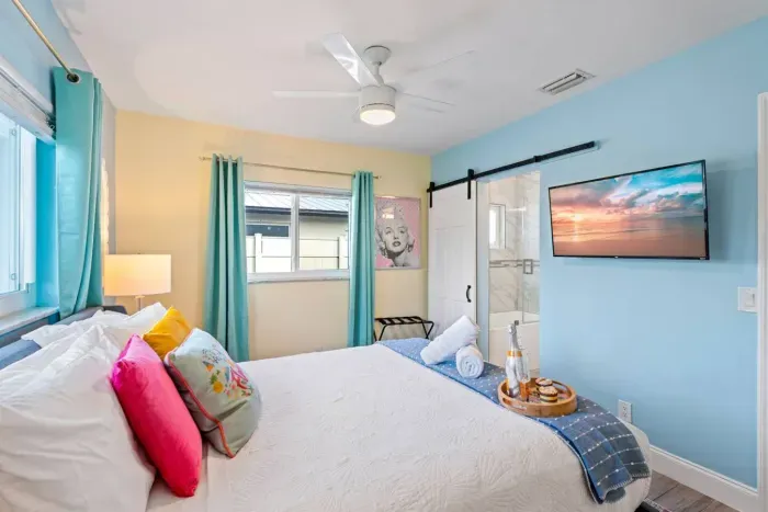 Canal, Htd Pool, Putt-Putt, Pergola, Air Hockey - image 40 of 50