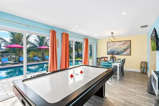 Canal, Htd Pool, Putt-Putt, Pergola, Air Hockey