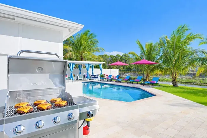 Canal, Htd Pool, Putt-Putt, Pergola, Air Hockey - image 7 of 50