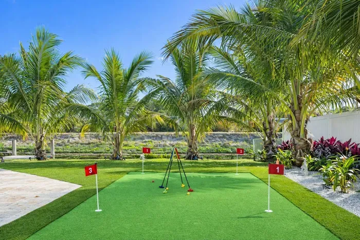 Canal, Htd Pool, Putt-Putt, Pergola, Air Hockey - image 16 of 50