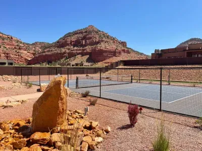 Brand new pickleball court (2024) available to anyone in the neighborhood. 