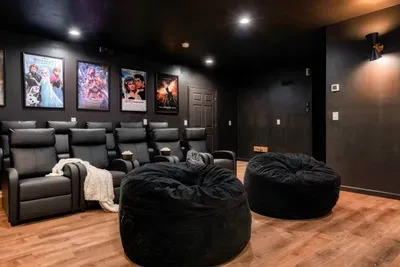 Kick back, relax and watch movies on the 10 feet Theatre room screen while enjoying popcorn and hot dog.