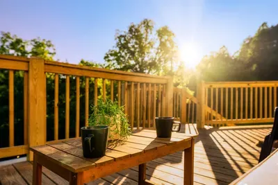 "Spacious and beautiful country view. Loved sitting on the deck with morning coffee and the sound of the creek in the background" Kevin (September 2022)