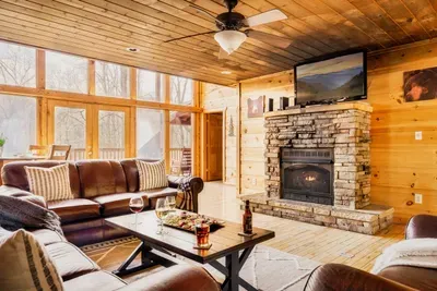 Alpine Chalet - image 12 of 65