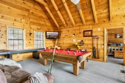 Alpine Chalet - image 29 of 65