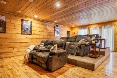 Alpine Chalet - image 32 of 65