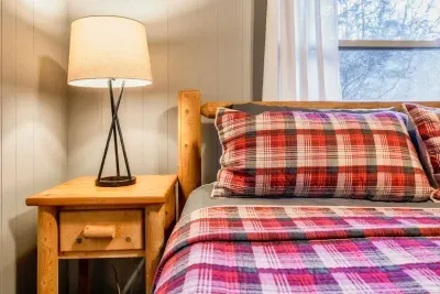 "The cabin was perfect and not to mention clean and had everything we needed!! I will definitely come back here. It was perfect for our large group! " Brittany (October 2022)